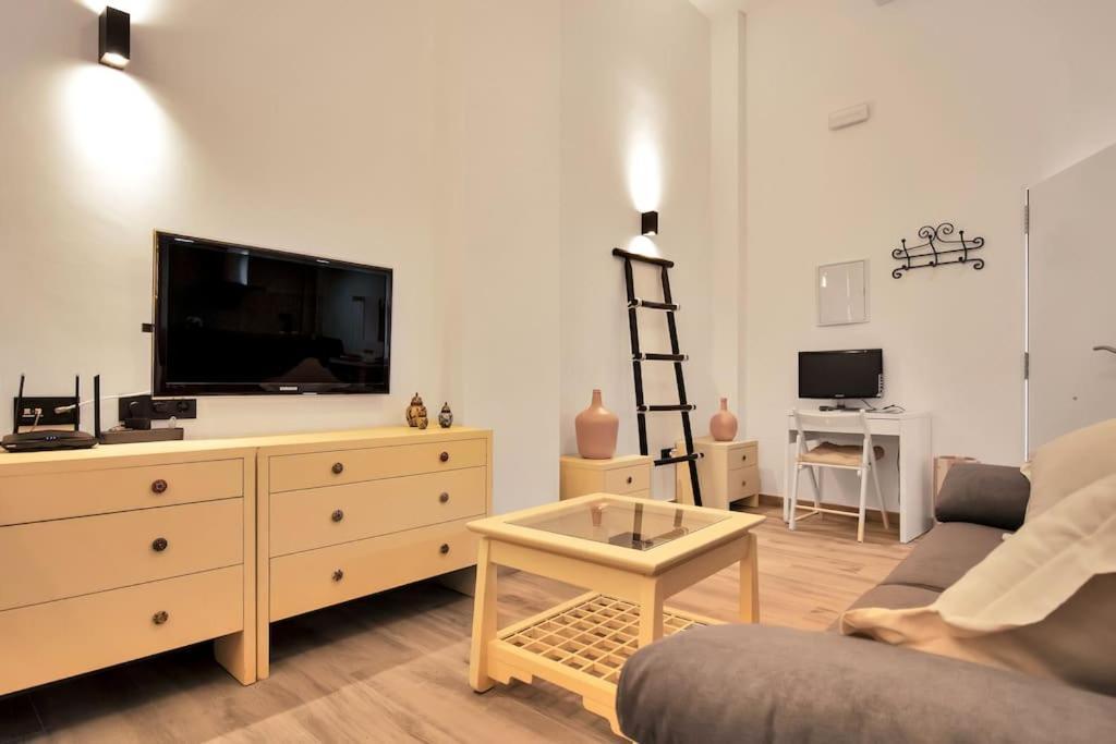 Moderno Loft En El Corazon Historico De Estepona - Casa Pepita 17 Εξωτερικό φωτογραφία